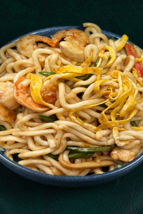  WOK FRANGO & CAMARÃO